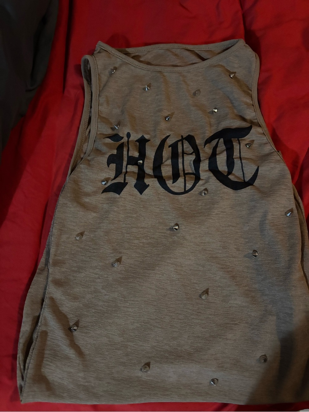 Studded Gray Graphic Tank Top with Gothic 'HOT' Print